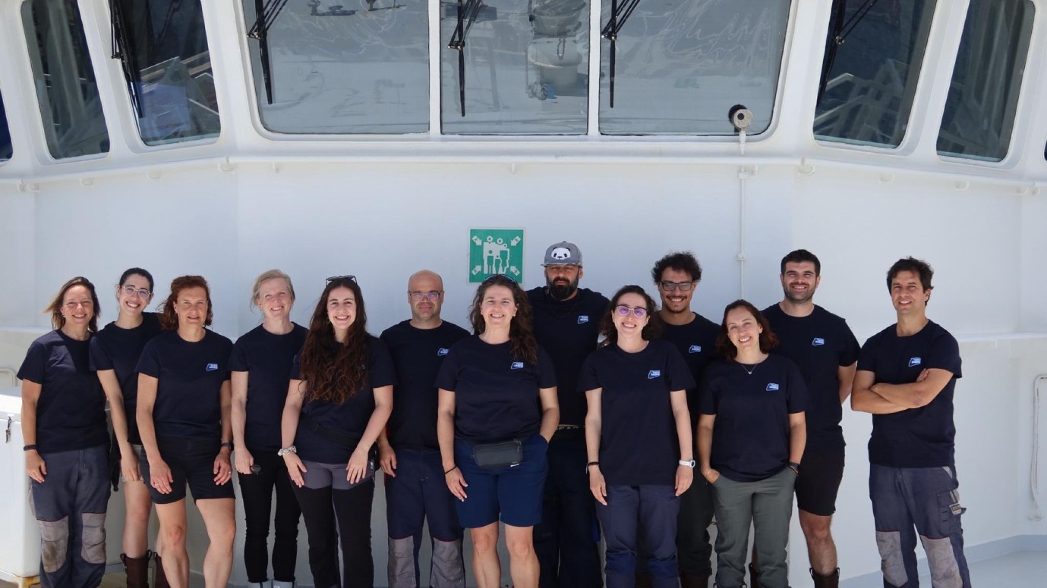 The TwinDEEPS scientific crew on deck just before starting the big exploration adventure.
